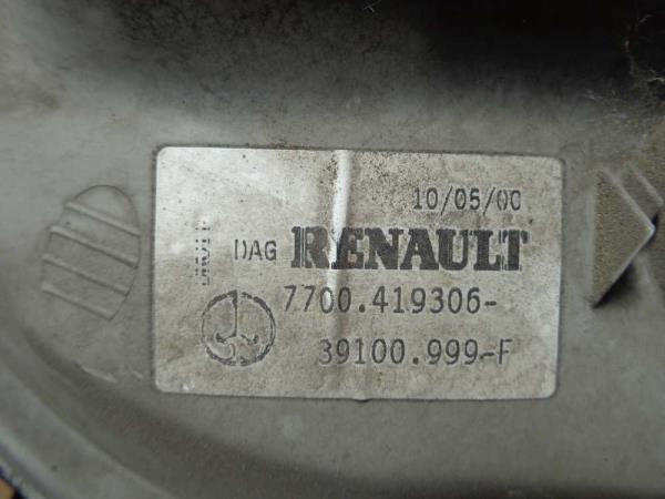 PHARE DROIT RENAULT - Vue 2